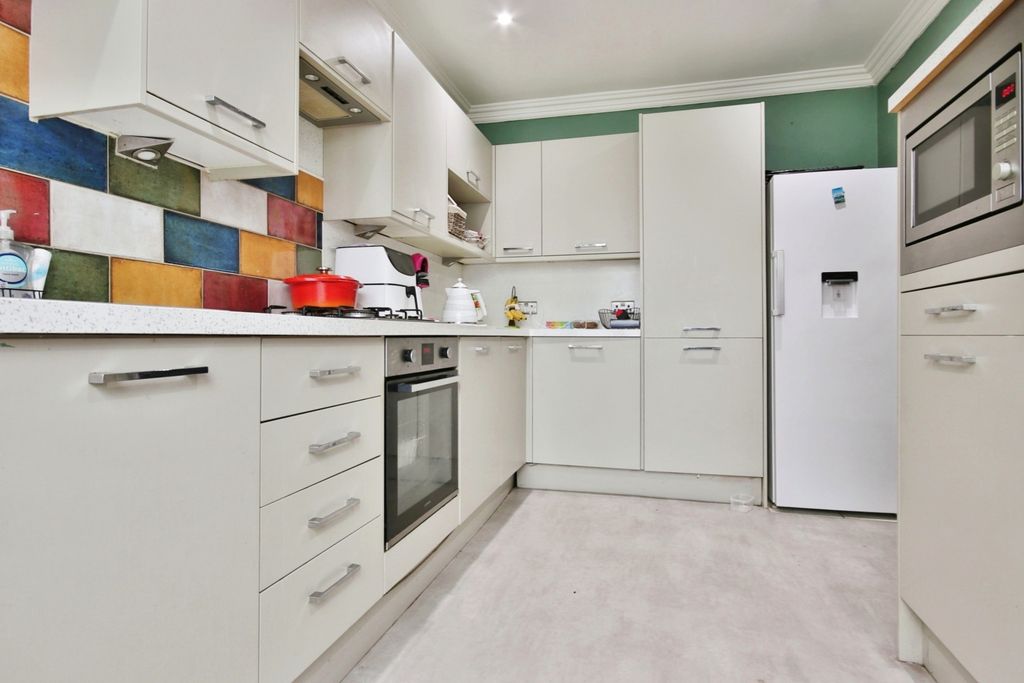 Property photo 2 of 16 3014456