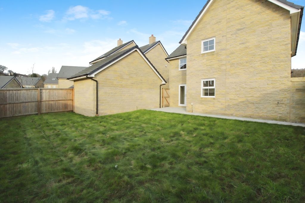 Property photo 3 of 6 Picture No. 01