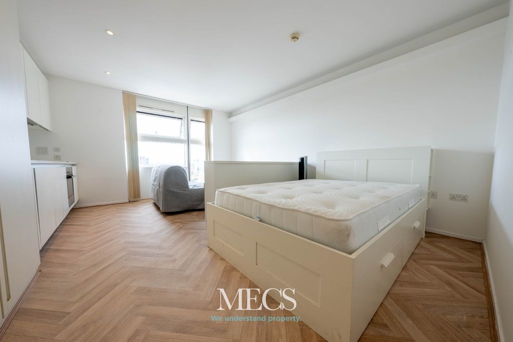 Property photo 1 of 5 4611981