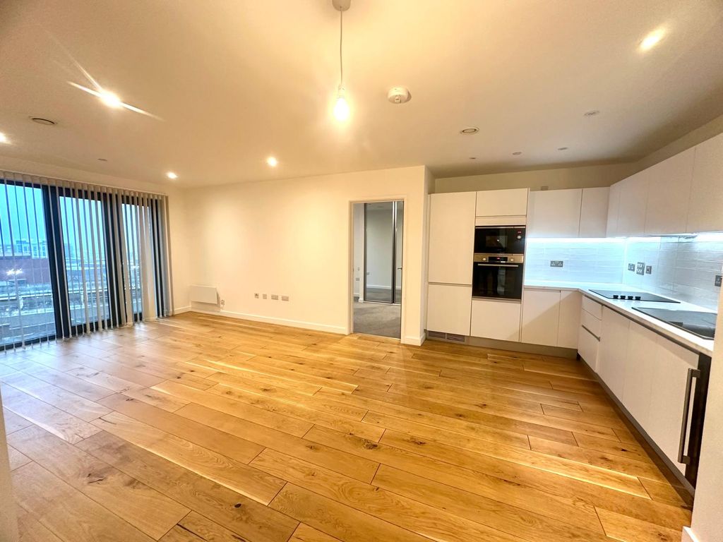 Property photo 2 of 11 Gallery