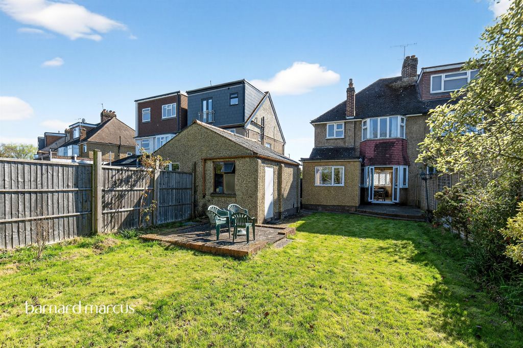 Property photo 3 of 16