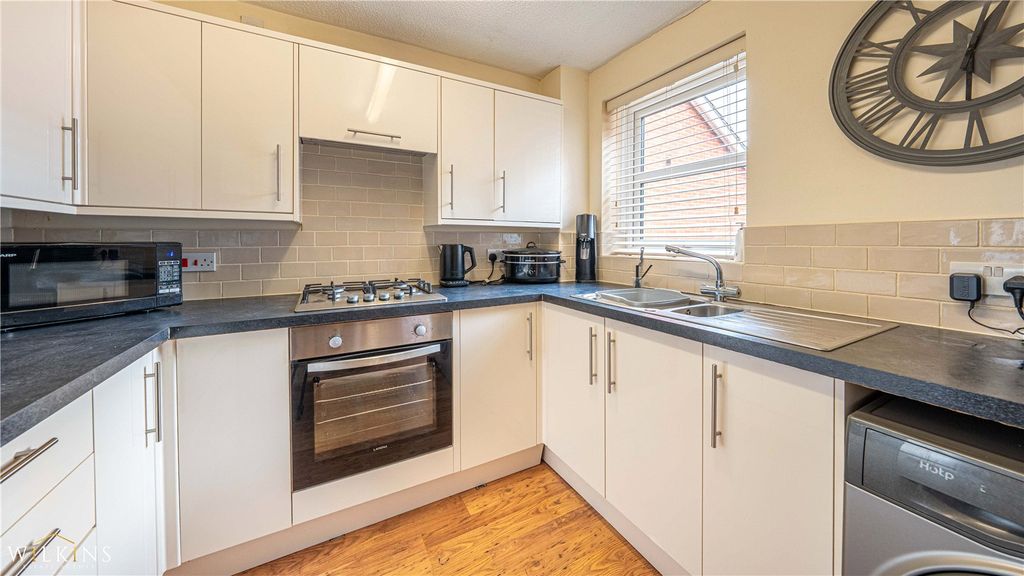 Property photo 3 of 19 Picture No. 22
