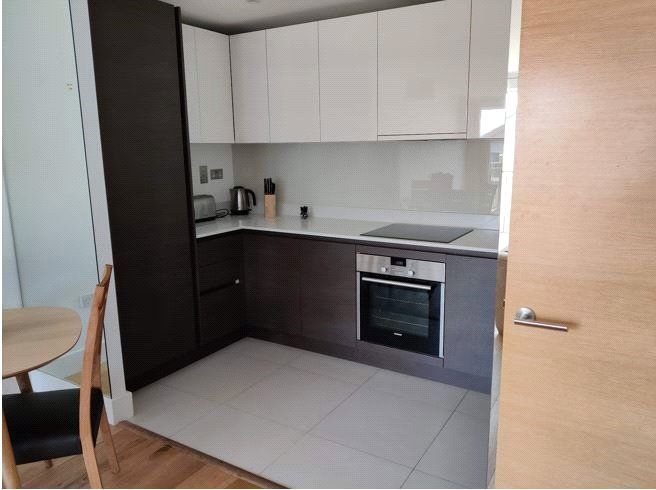 Property photo 3 of 15 Kitchen