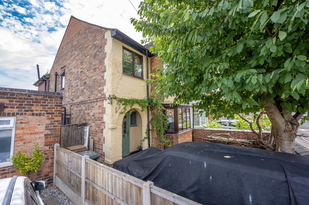 Property photo 2 of 14