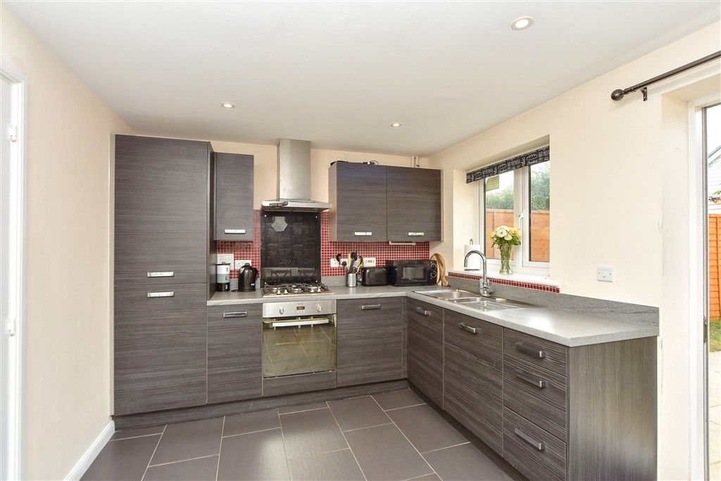 Property photo 3 of 14 Kitchen/Diner