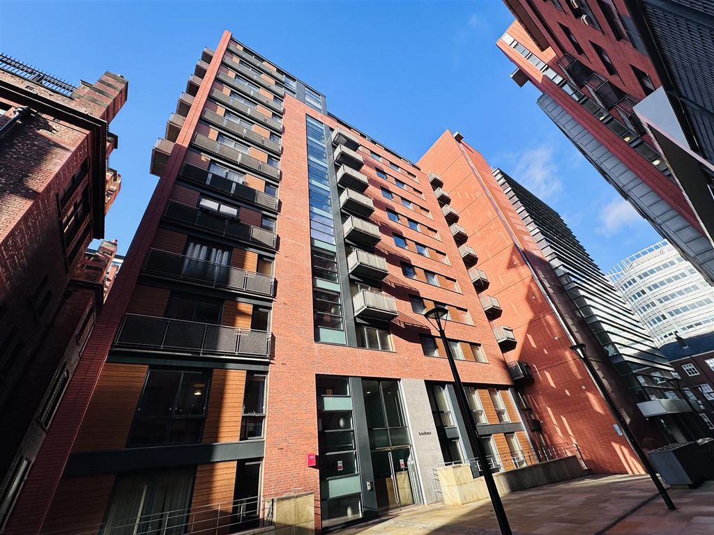 Property photo 1 of 11