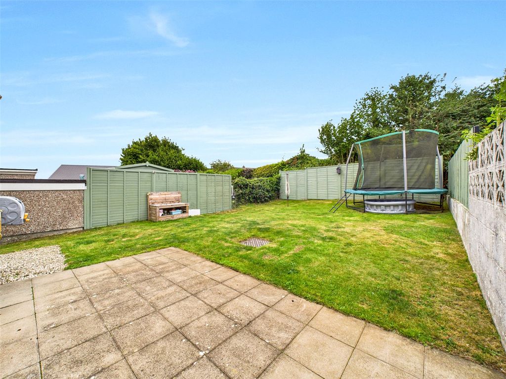 Property photo 2 of 13 Picture No. 03