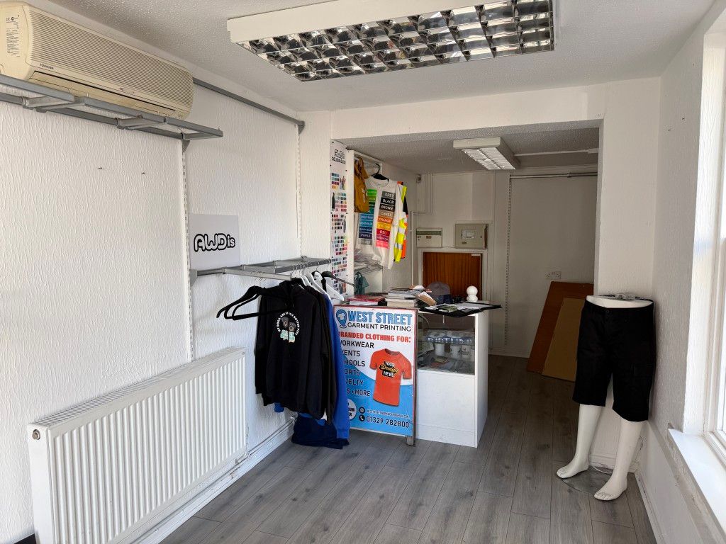 Property photo 3 of 12 Entrance And Customer Trading Area