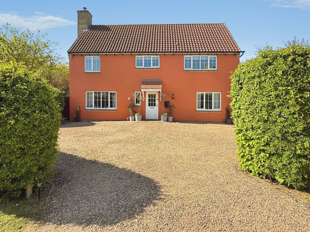 Property photo 1 of 32