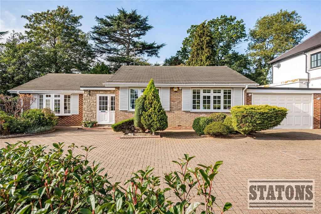 Property photo 2 of 25 Picture No. 21