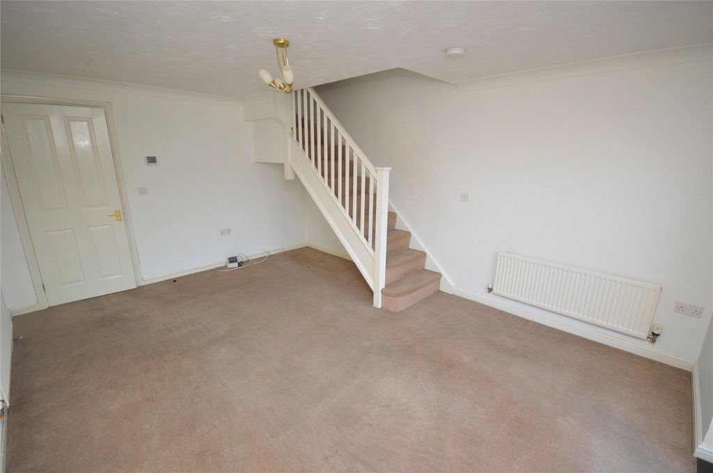 Property photo 2 of 8 Picture No. 10