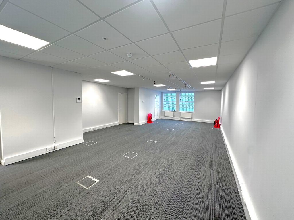 Property photo 1 of 8 Photo 1