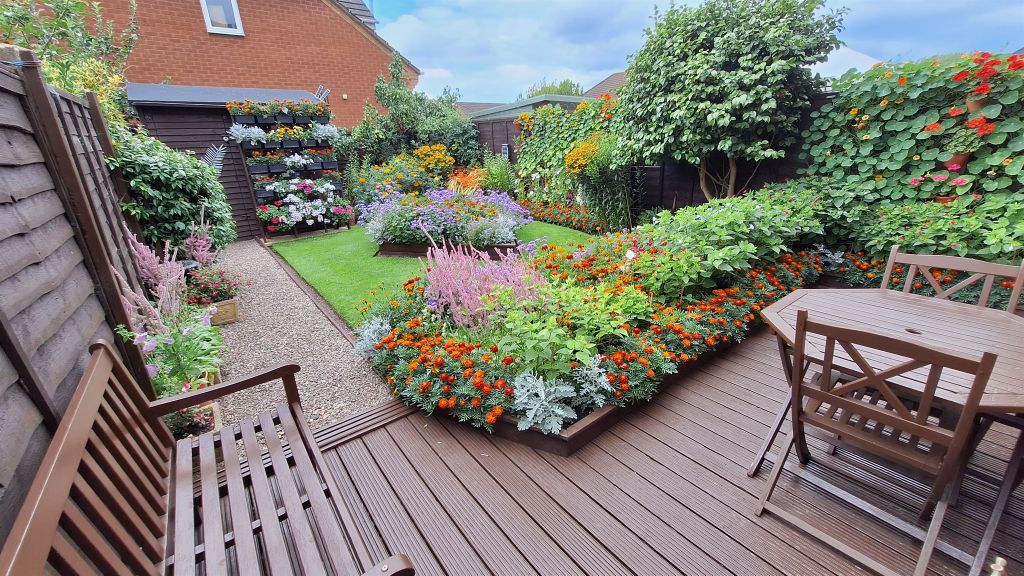 Property photo 2 of 19