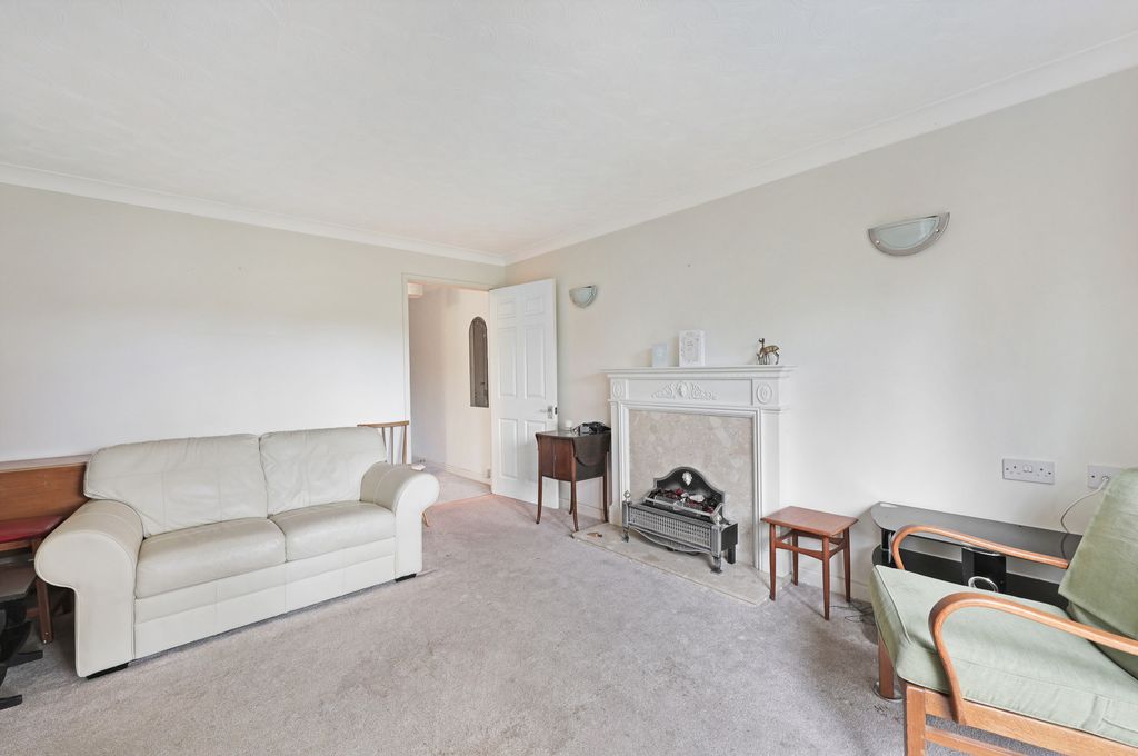 Property photo 3 of 11 Picture No. 12