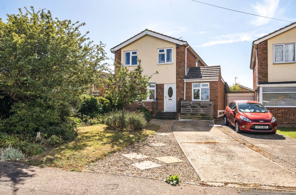 Property photo 1 of 19 1324181-4-68B5Cfb...