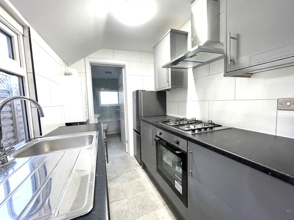 Property photo 3 of 7 Image