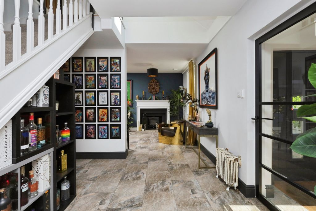 Property photo 3 of 21 Img_3416