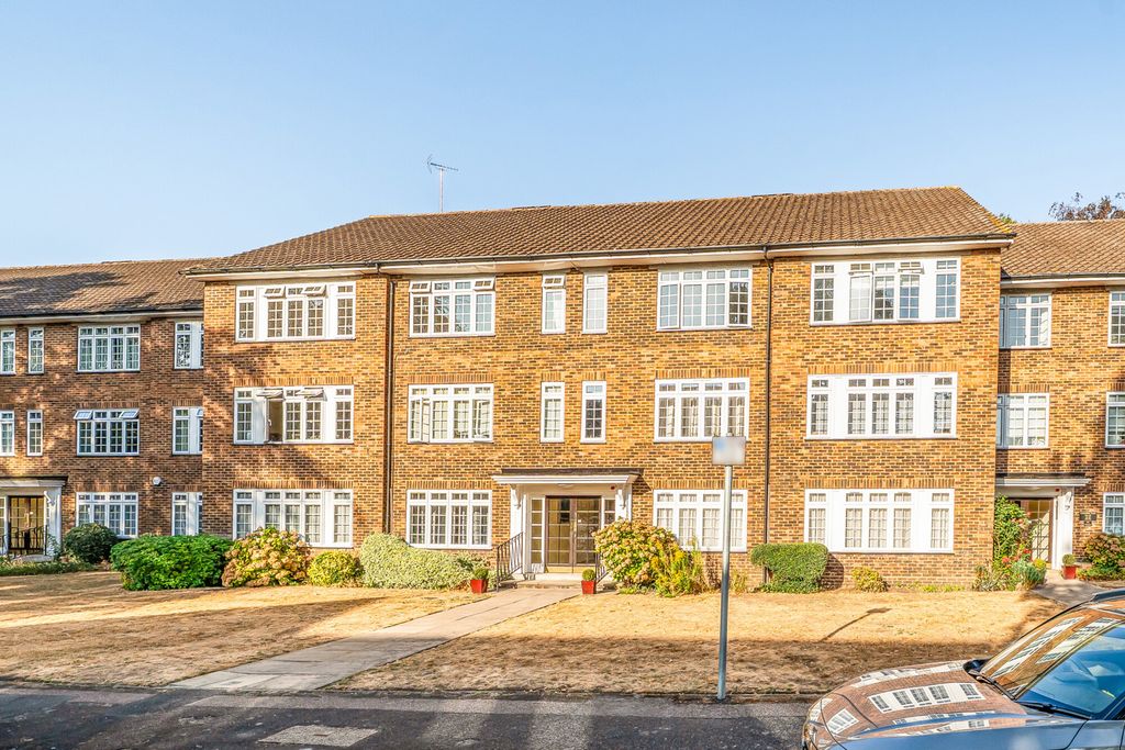 Property photo 1 of 15 1512995-17-6A8dc8...