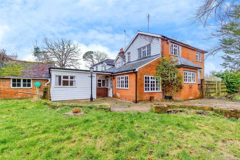 Property photo 1 of 21