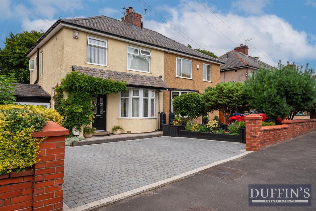 Property photo 3 of 57