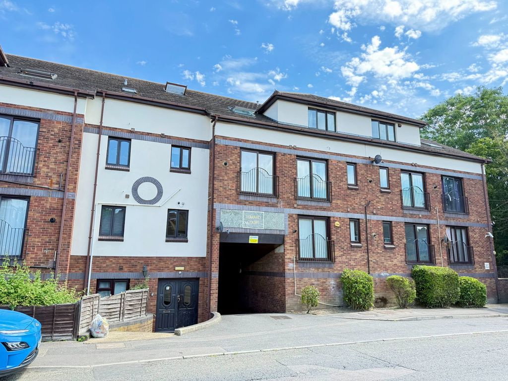 Property photo 1 of 7