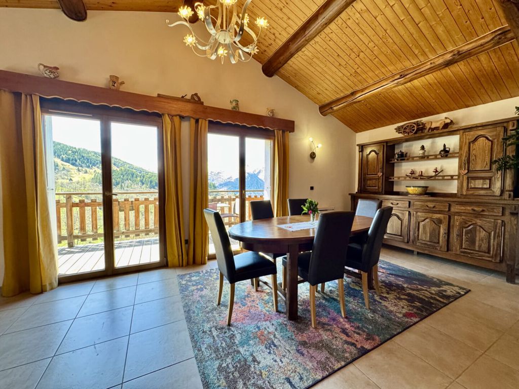 Property photo 3 of 11 Saint-Martin-De-Bell