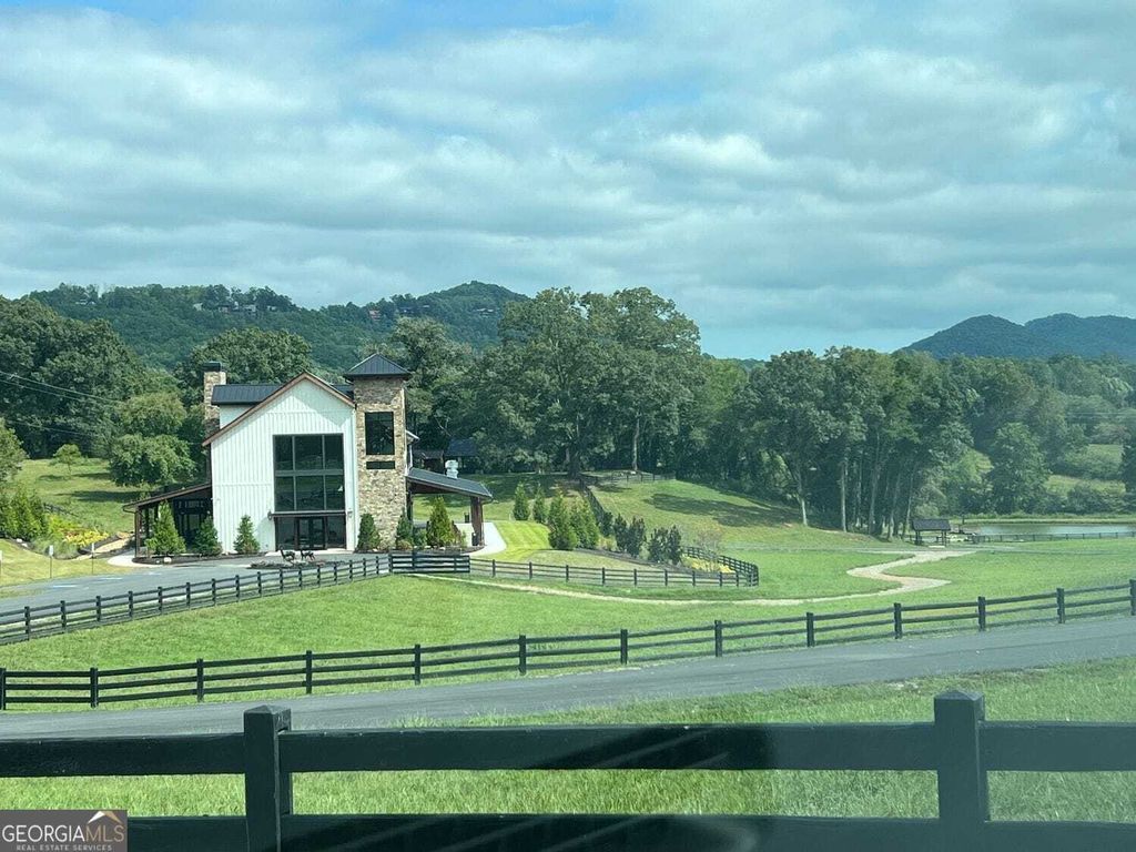 Property photo 2 of 31 <Alttext/>