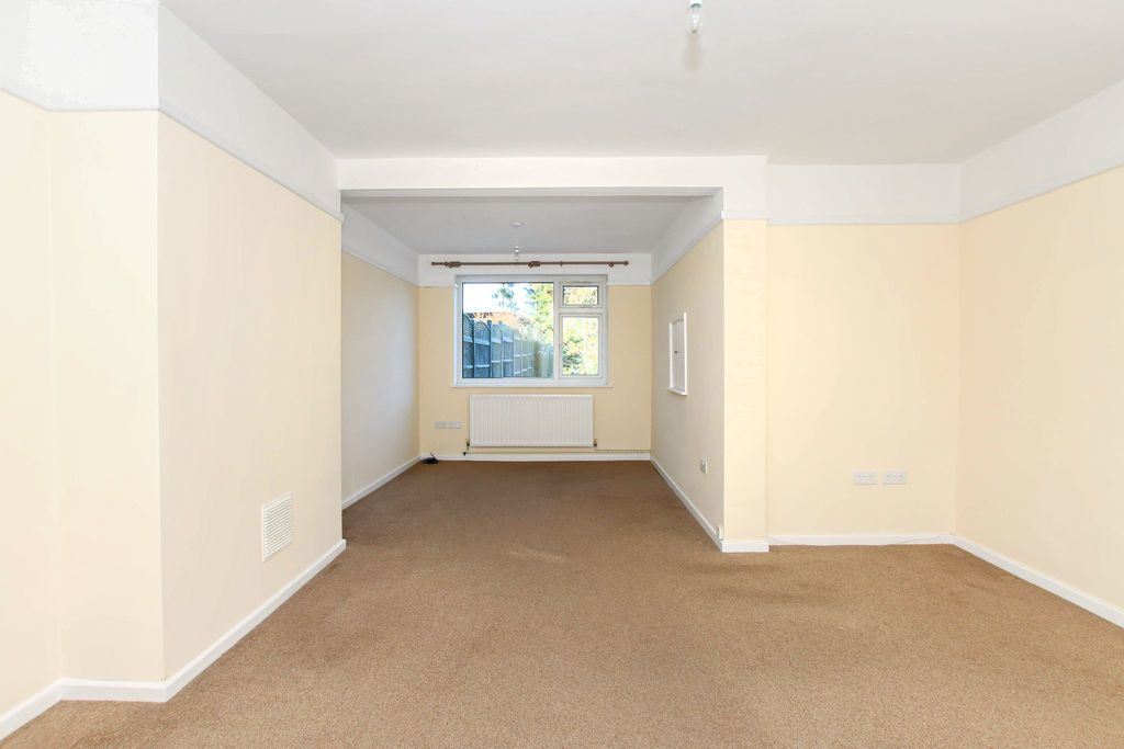 Property photo 2 of 18 Photo 5