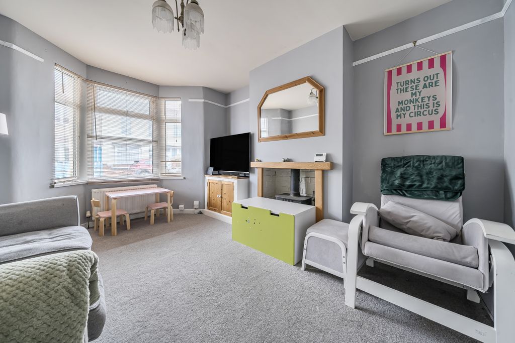 Property photo 2 of 15 1361517668E7Bcb034B54