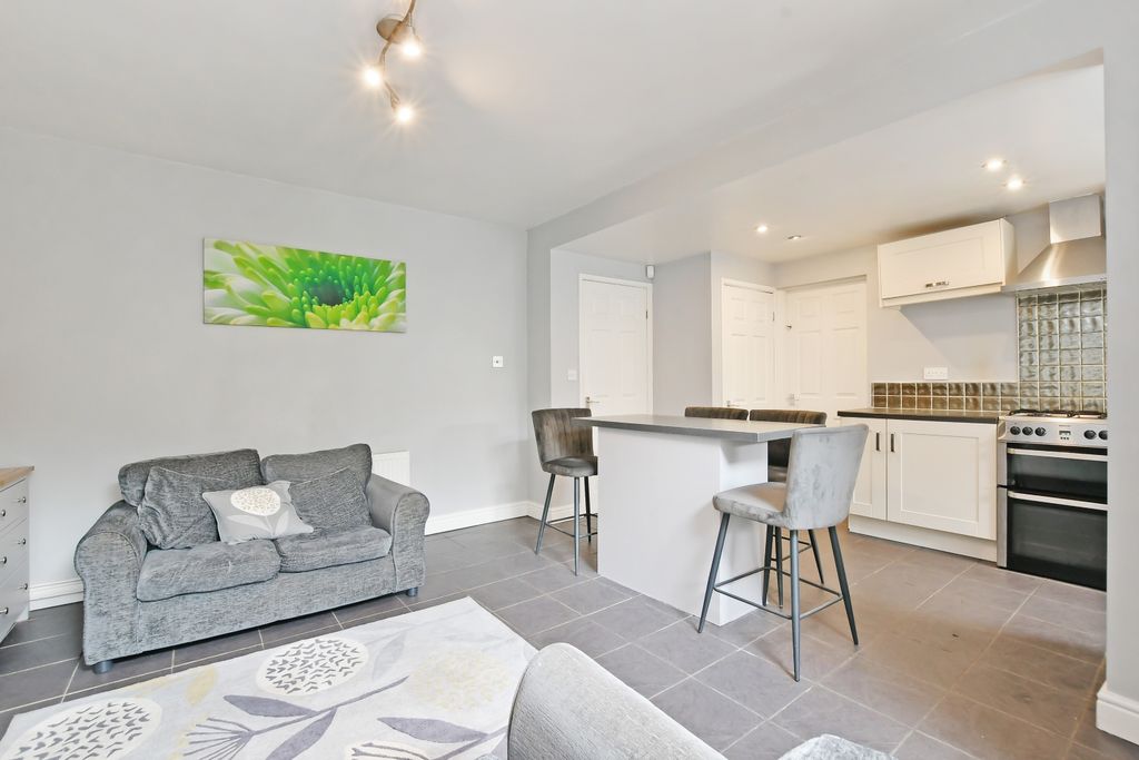 Property photo 3 of 25 Open Plan Living Room