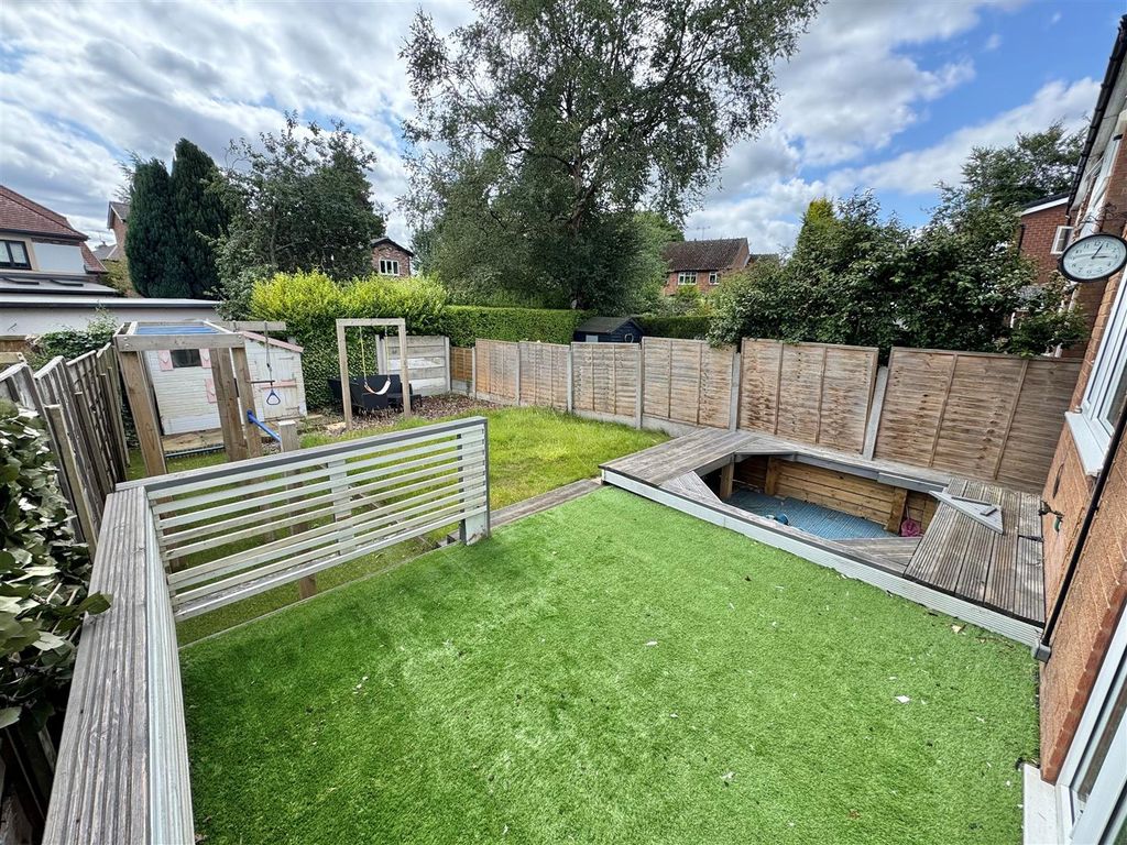 Property photo 3 of 11