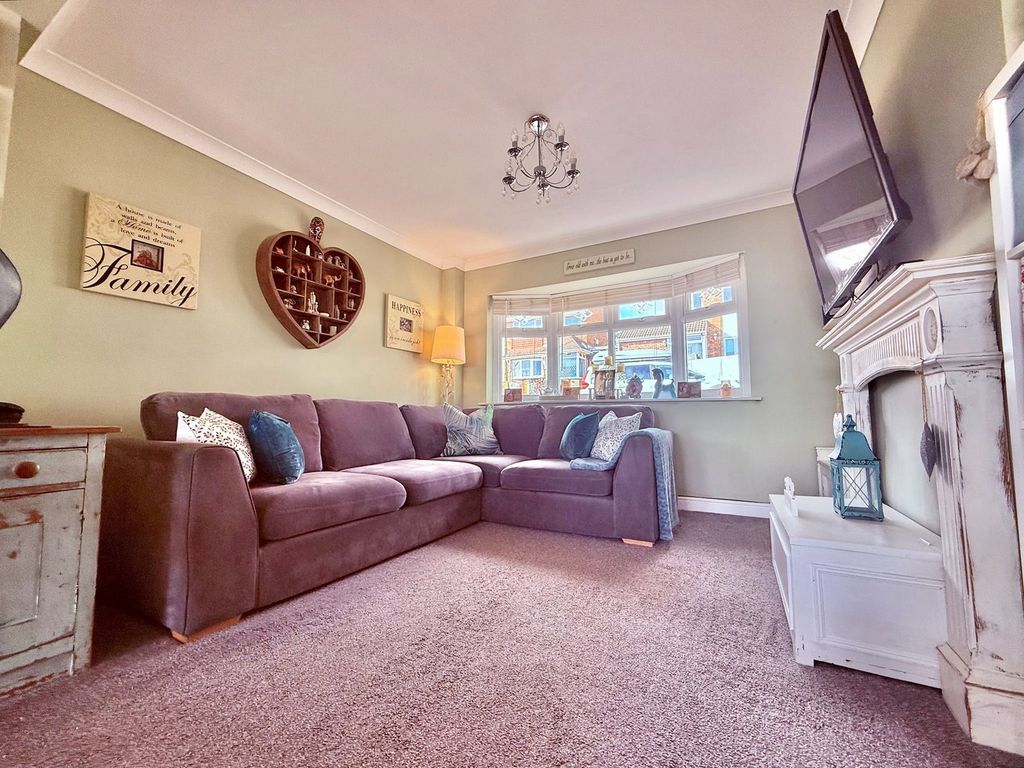 Property photo 3 of 29