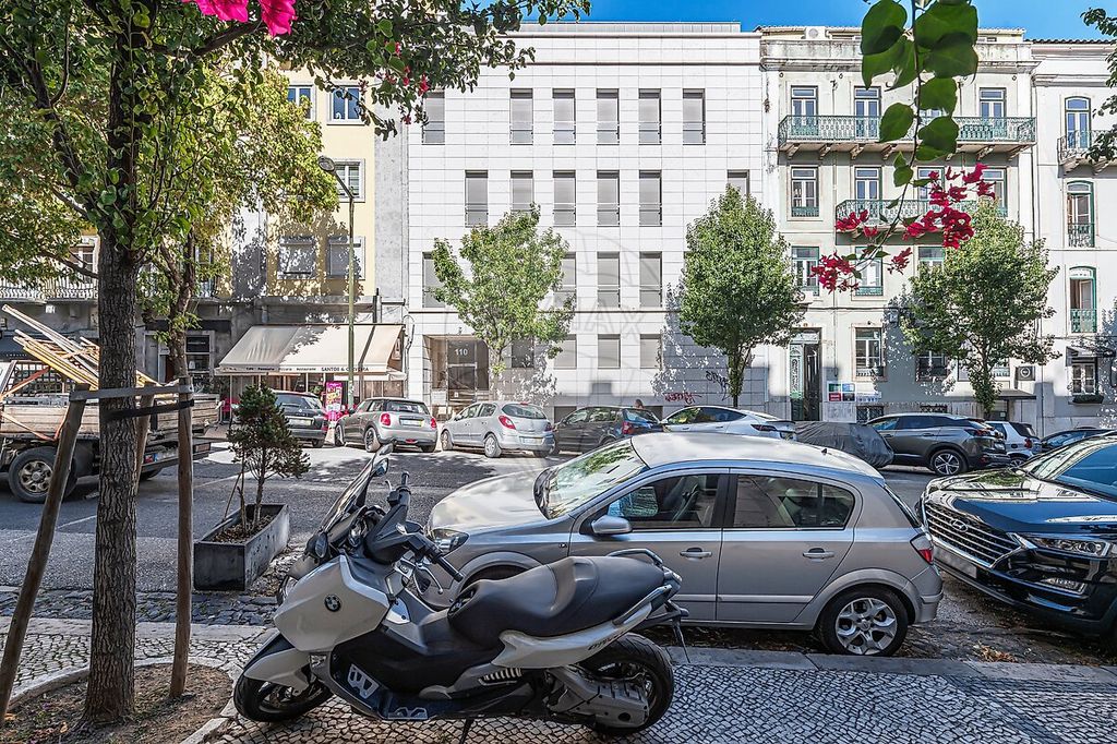 Property photo 2 of 30