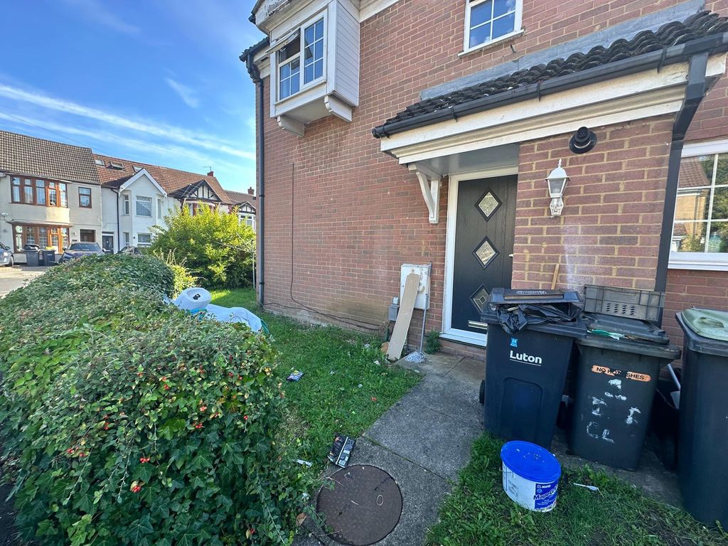 Property photo 1 of 1