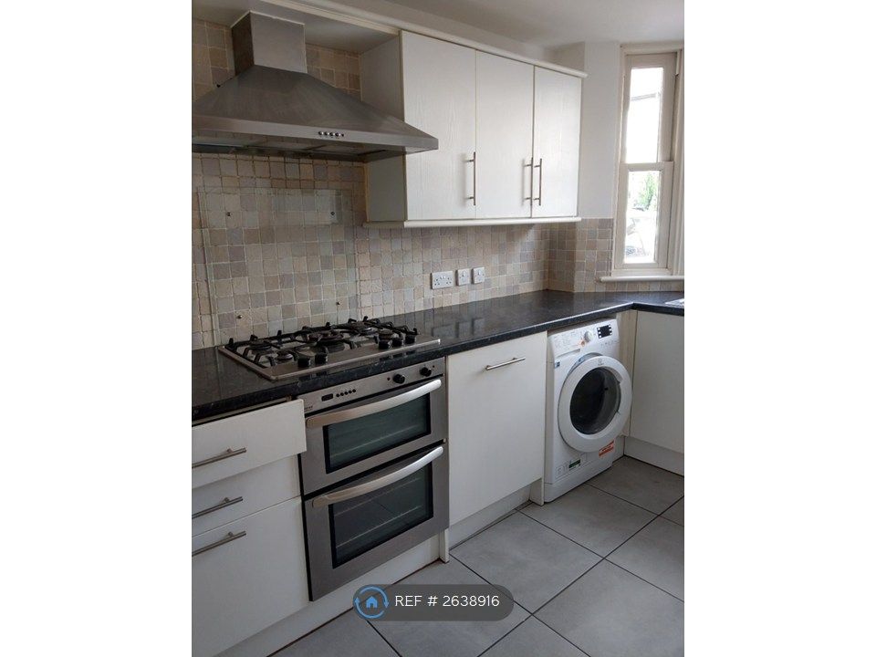 Property photo 2 of 35 Kitchen