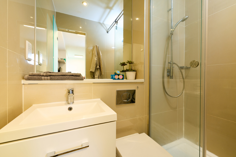 Property photo 1 of 50