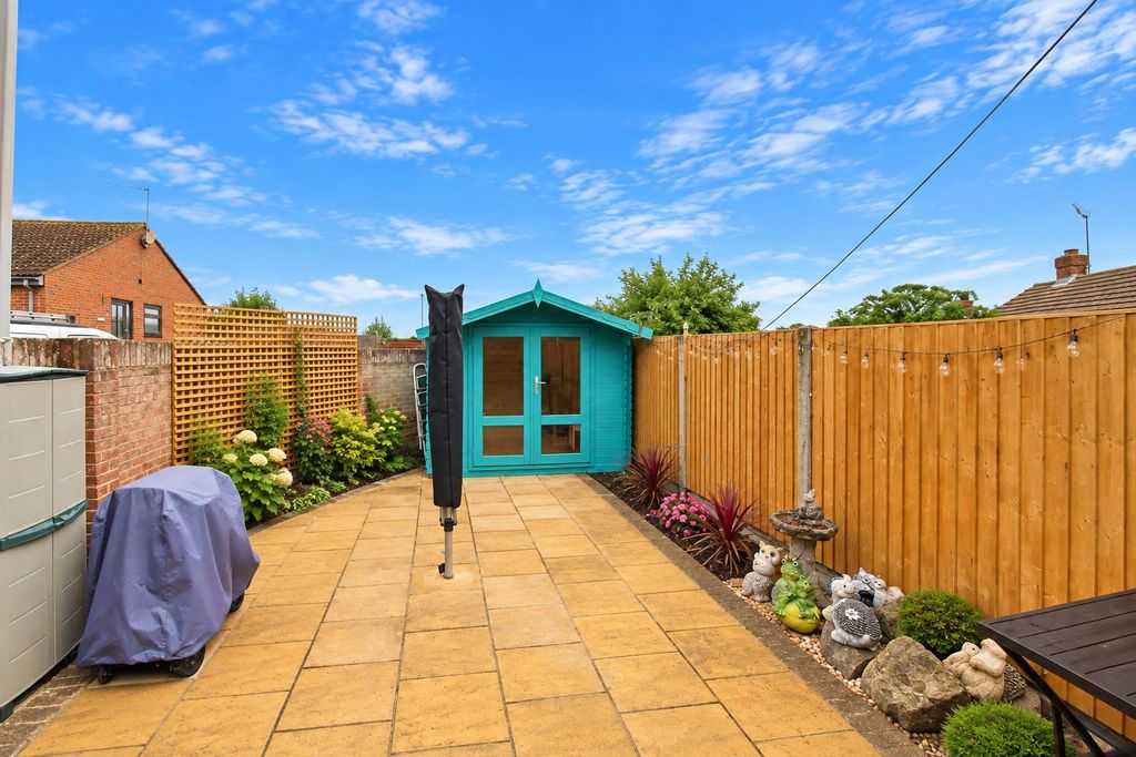 Property photo 2 of 14 033969Ed-F6d2-432A-Acb1-8c2d6Eedf9Be.Png