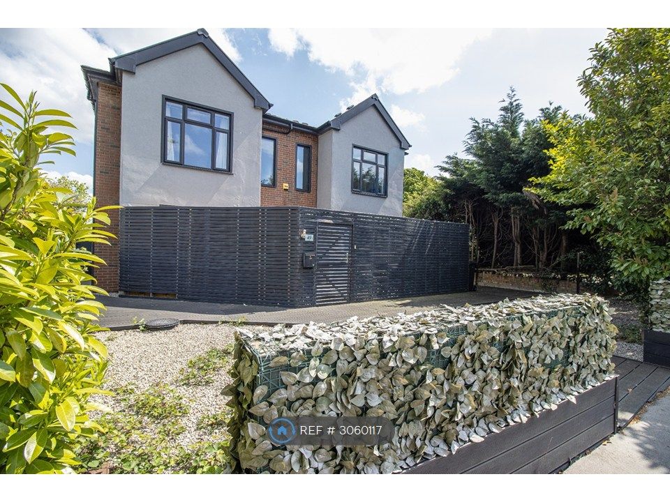 Property photo 2 of 13 External