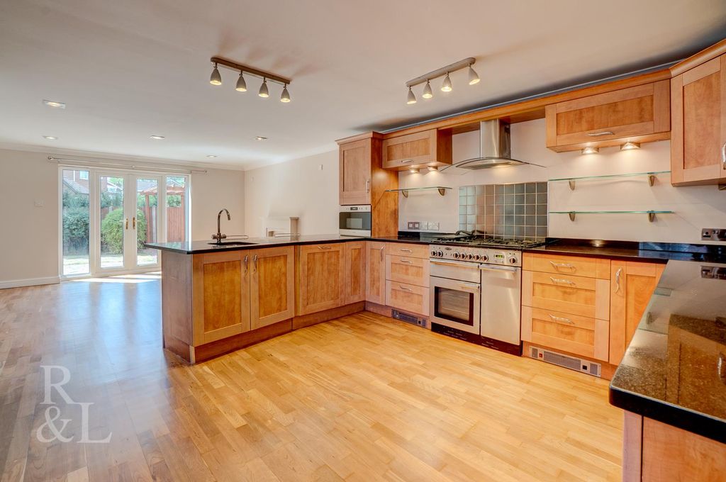 Property photo 3 of 22 B (2).Jpg