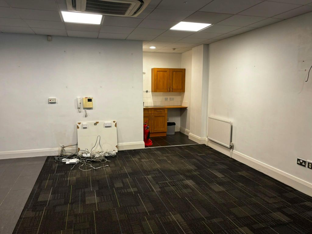 Property photo 3 of 25 P5.Jpg