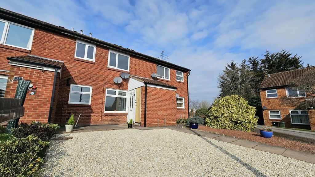 Property photo 1 of 10 New To The Market – Fully Refurbished One Double Bedroom Ground Floor Maisonette