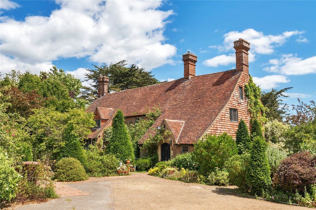 Property photo 1 of 28 External