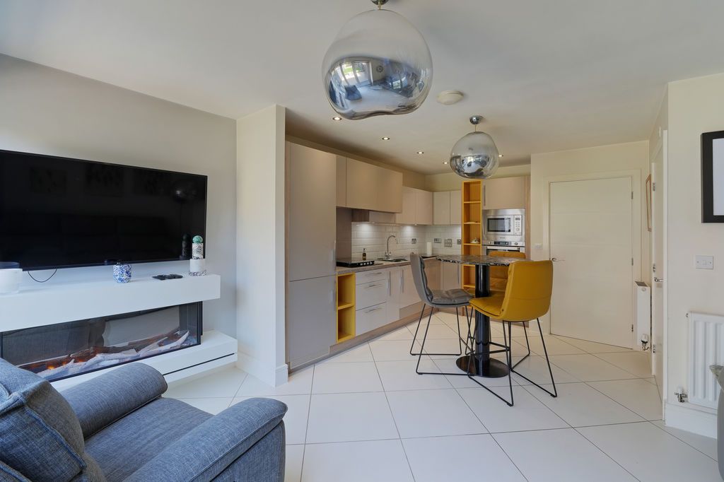 Property photo 2 of 24 Open Plan Living / Dining / Kitchen
