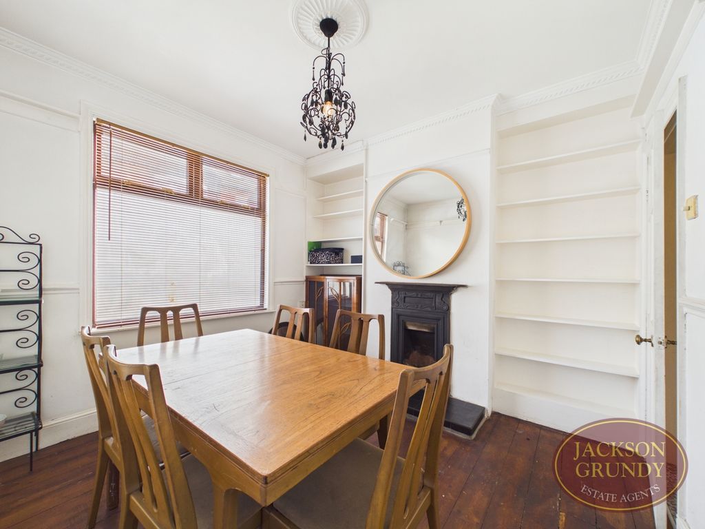 Property photo 3 of 11 Abington Avenue