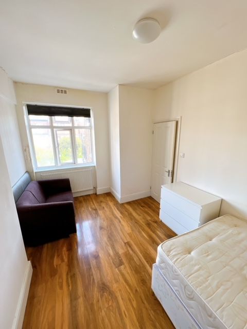 Property photo 2 of 3