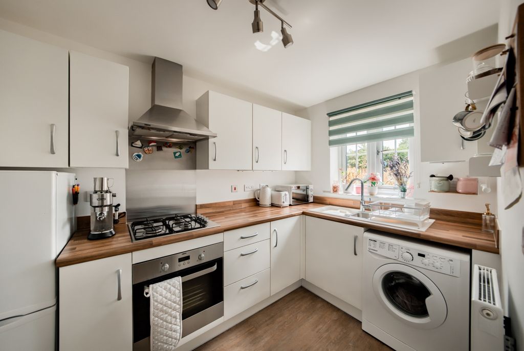 Property photo 3 of 18 Xh2A1554-Hdr(3)