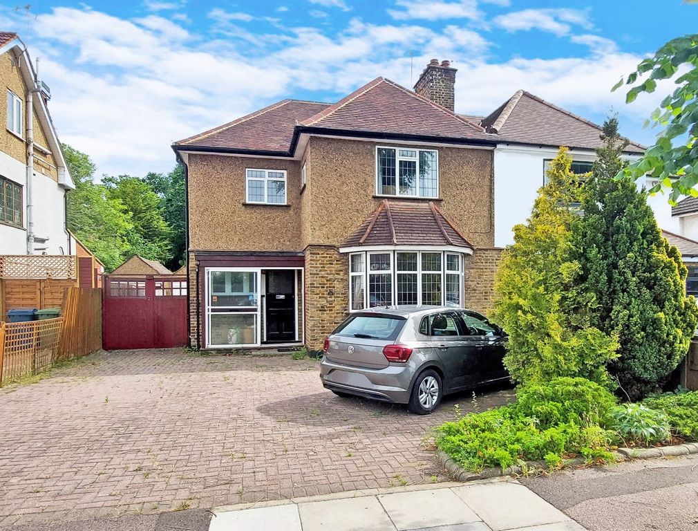 Property photo 1 of 23 5195380
