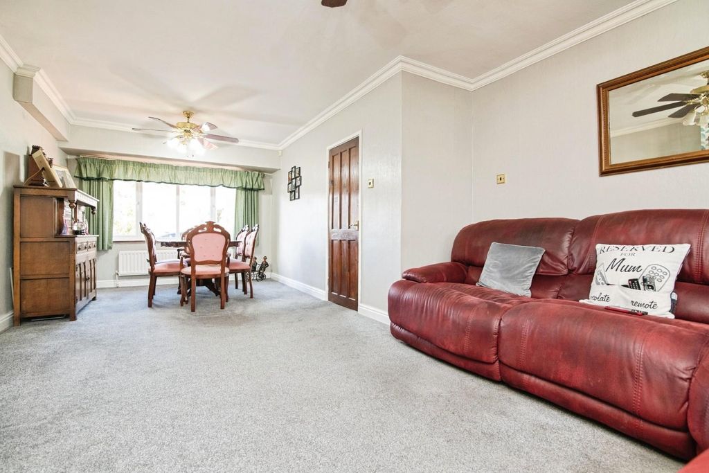 Property photo 3 of 19 Browening-14.Jpg