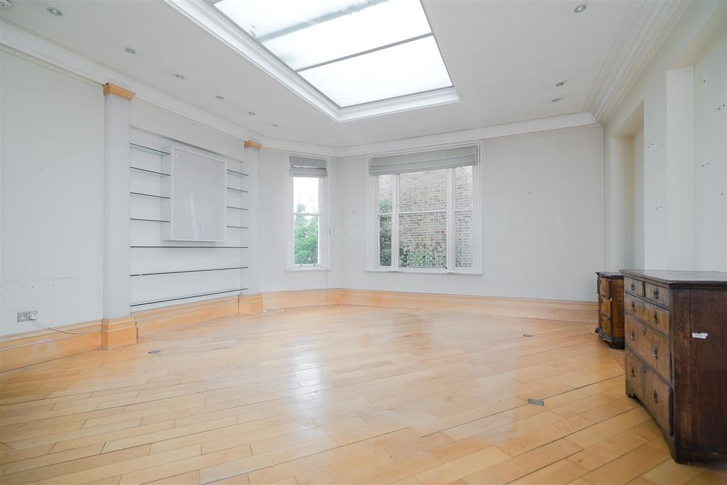Property photo 2 of 9 2.Jpg