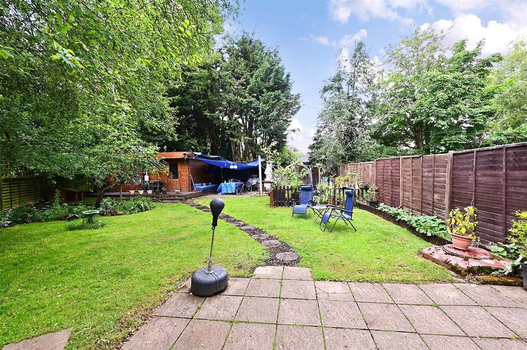 Property photo 3 of 11 Picture No. 13